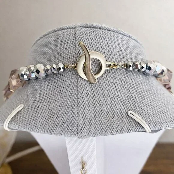 Vintage Lavender Lucite Nugget Statement Choker Necklace Purple Toggle 21 inches - Picture 4 of 5